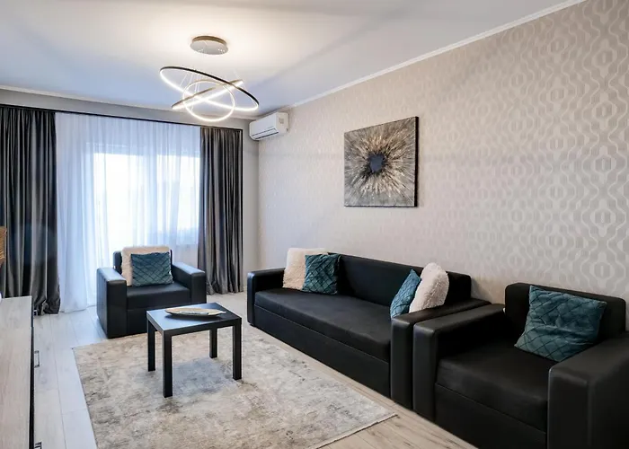 Chanttal Luxury - Fountain Апартаменты